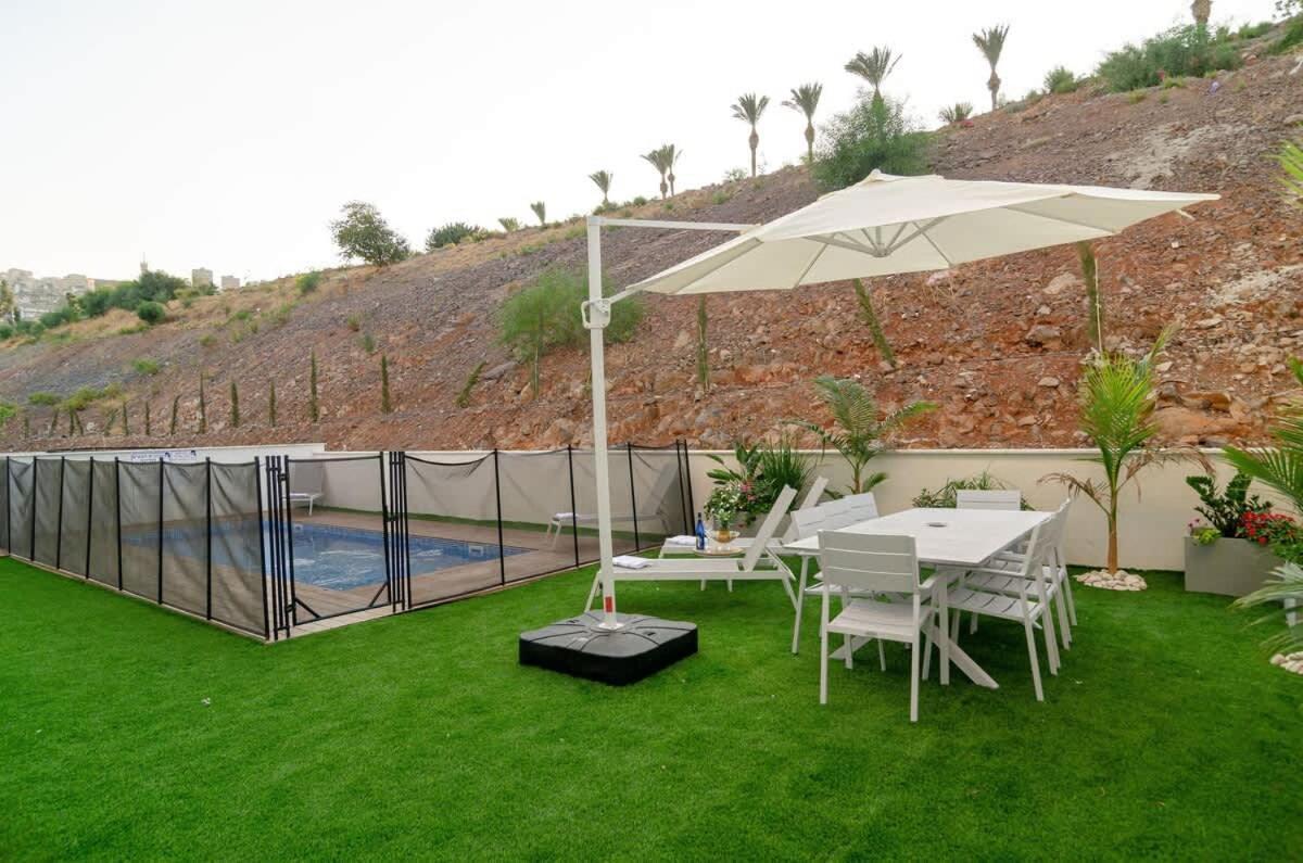 Michaelangelo Luxury Garden Apartment With Private Pool Тверия Экстерьер фото